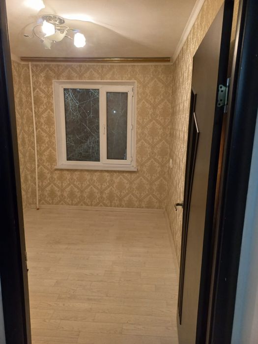 Сдам в аренду 4 комн. Квартиру