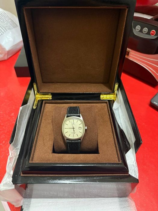 Продаются часы марки OMEGA SEAMASTER