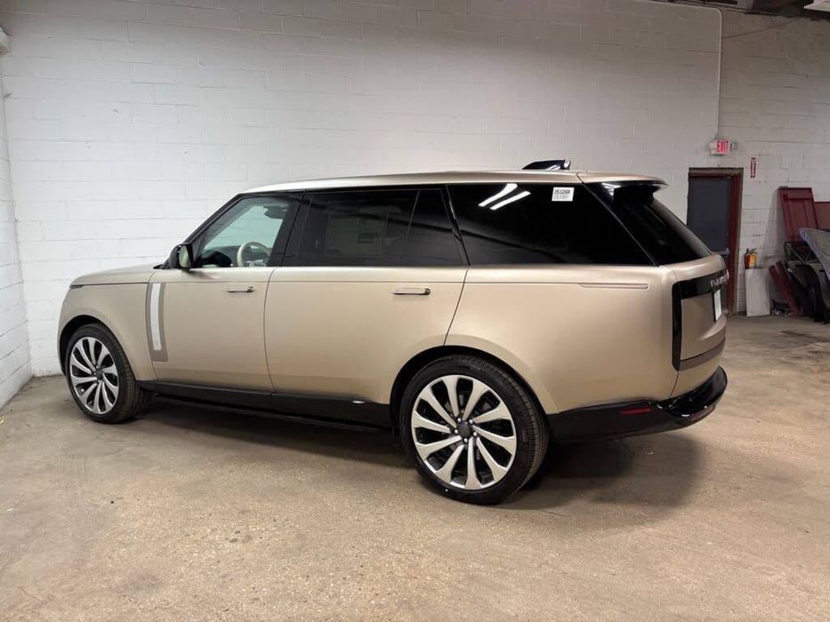 Land Rover Range Rover P615 SV LWB