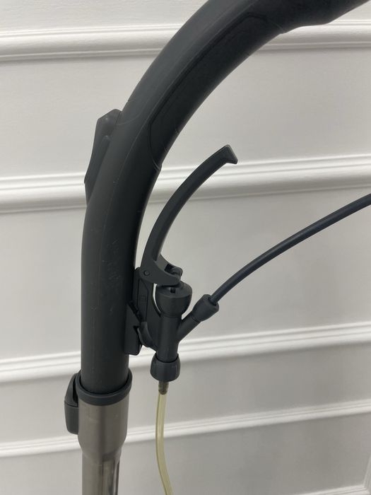 Продаю пылесос Thomas Mokko XT серый