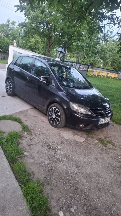 Vând golf 5 plus