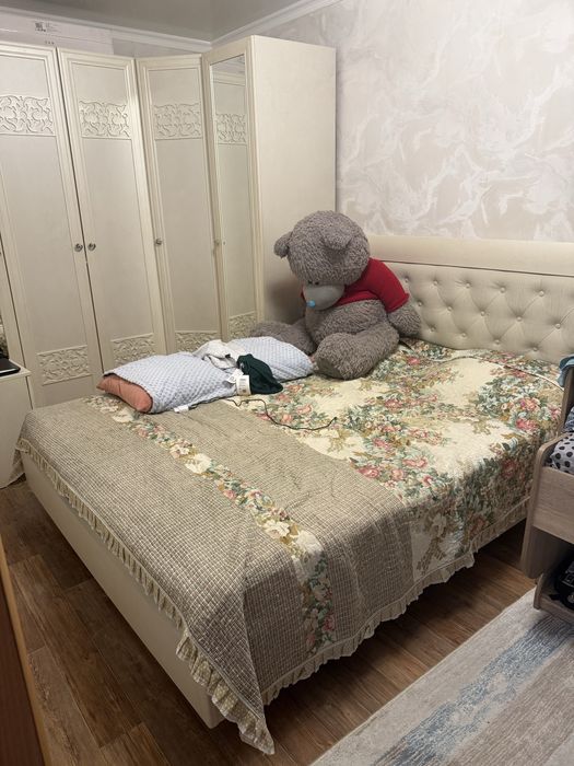 Спальный гарнитур