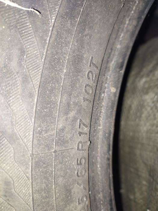 Продам шины r17/