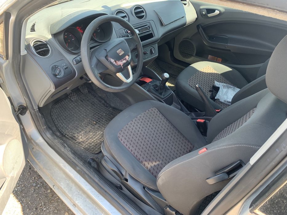 Сеат Ибиза / Seat Ibiza V 1.2i 70кс. - НА ЧАСТИ