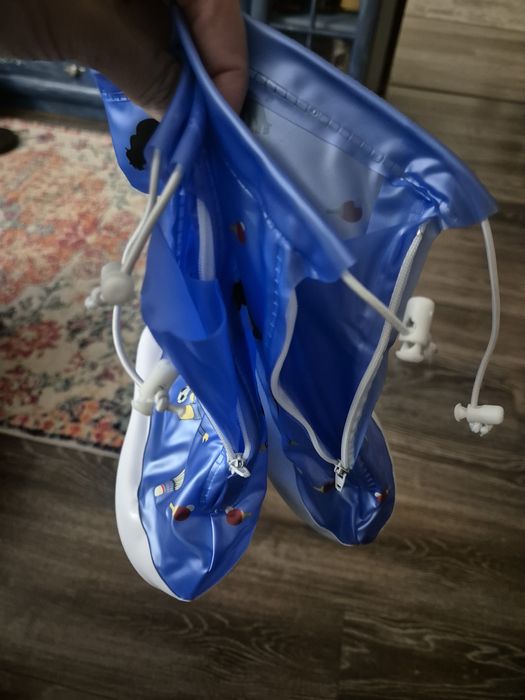 Детские водонепроницаемые бахилы