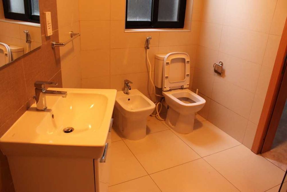 Тристаен апартамент в Младежки Хълм