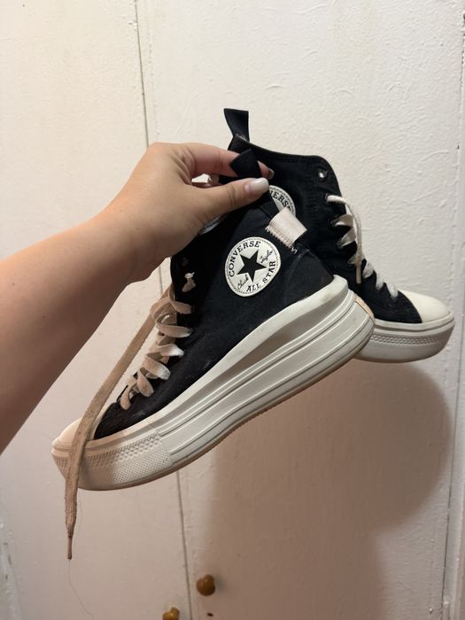 converse unisex.