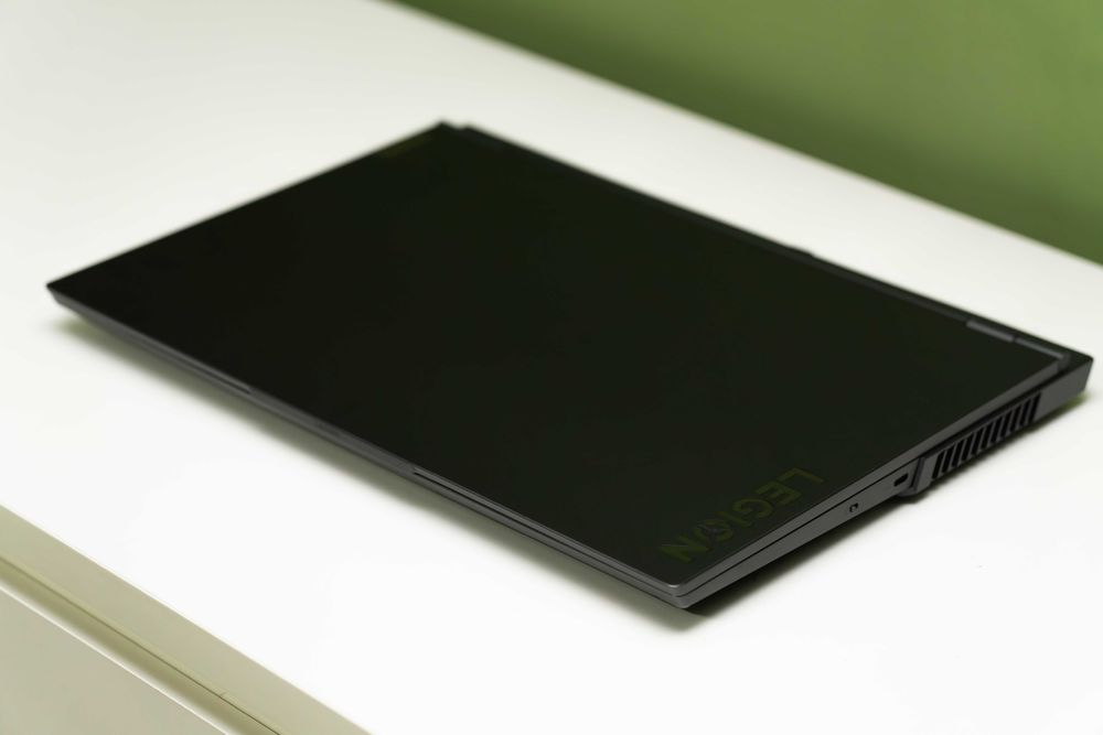 Laptop Lenovo Legion 7 3070 32gb 1TB in garantie