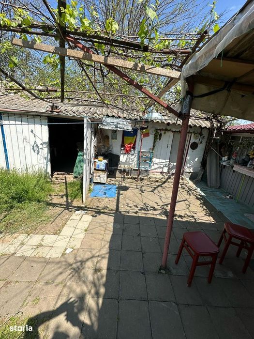 Casă de vânzare