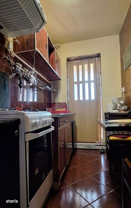 Apartament cu 2 camere decomandate cu balcon inchis in Manastur