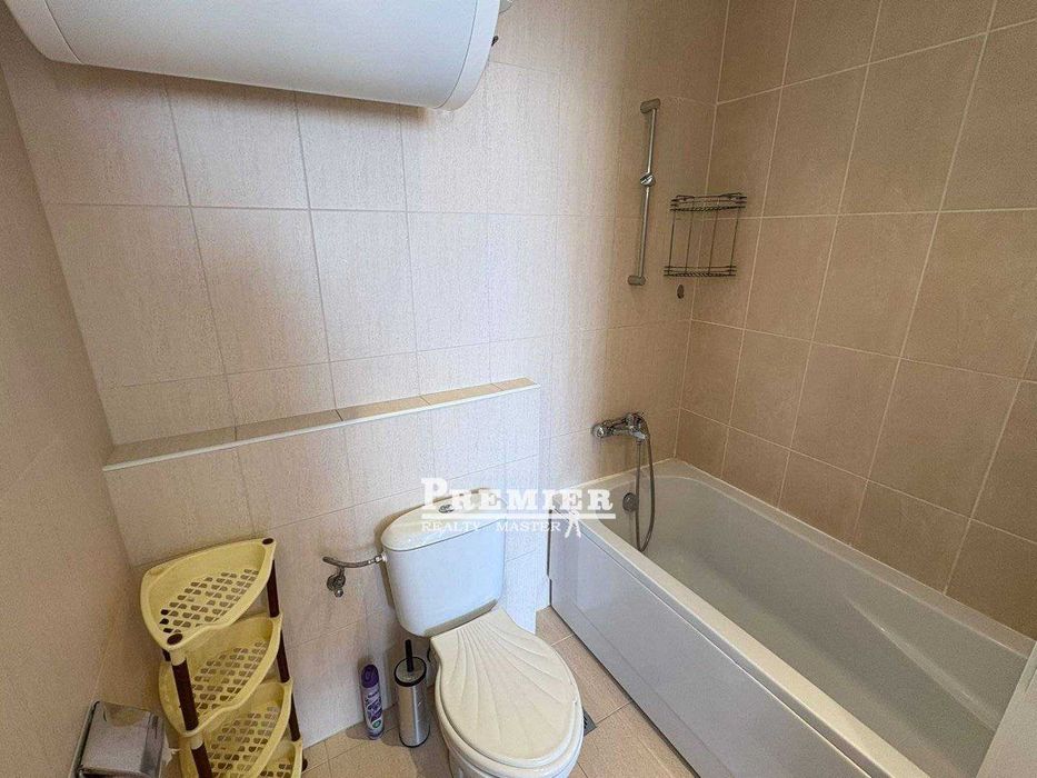 Продава се Двустаен апартамент в к.к. Слънчев бряг - 75 кв.м за 1174 €/кв.м - Снимка #19