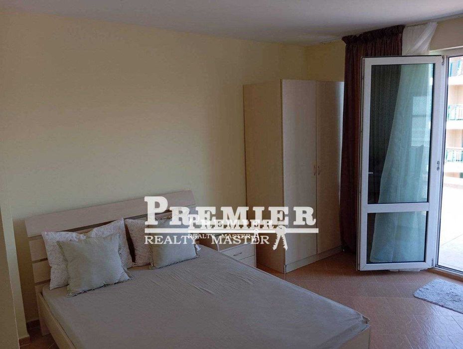 Продава се Двустаен апартамент в к.к. Слънчев бряг - 72 кв.м за 1084 €/кв.м - Снимка #12