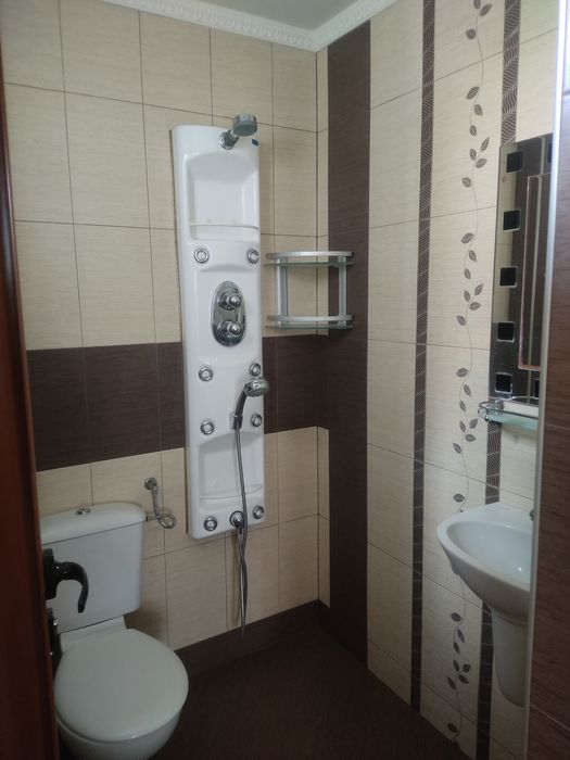 Дава се под наем Тристаен апартамент в Пловдив, Прослав - 100 кв.м за 382.5 € - Снимка #2