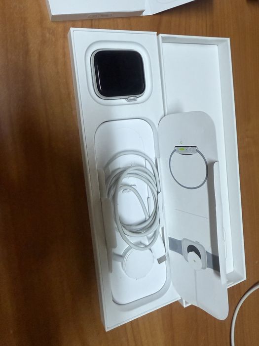 Apple watch se (gen 2) 44 mm silver  produs nou