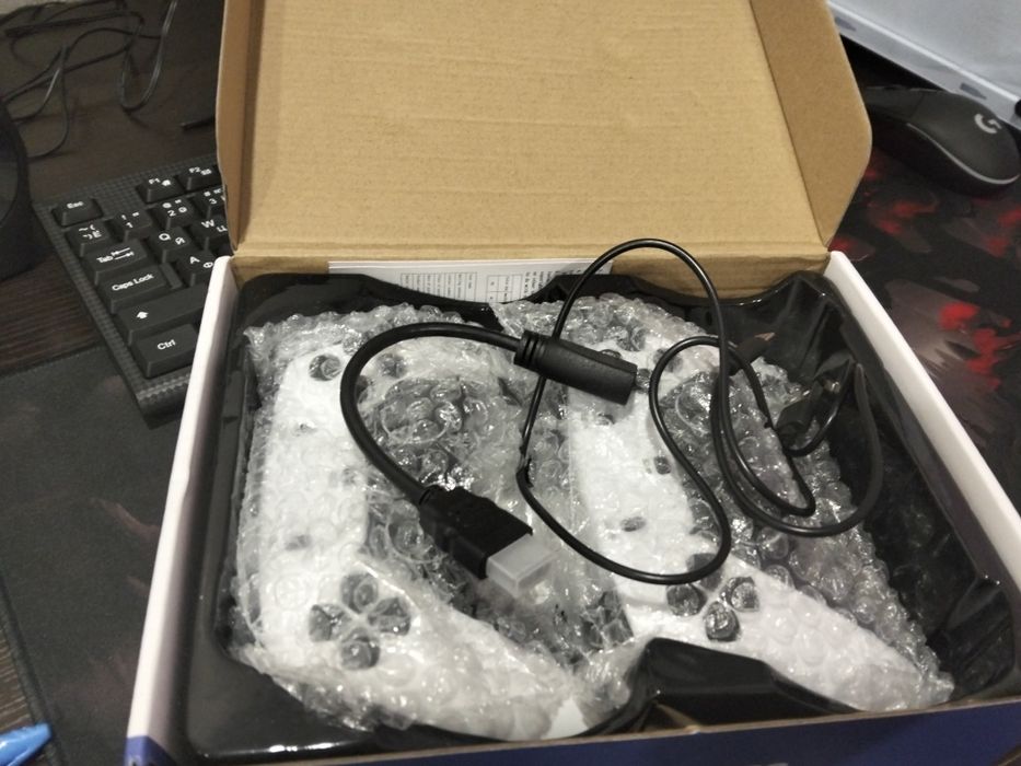 Продам игровую приставку