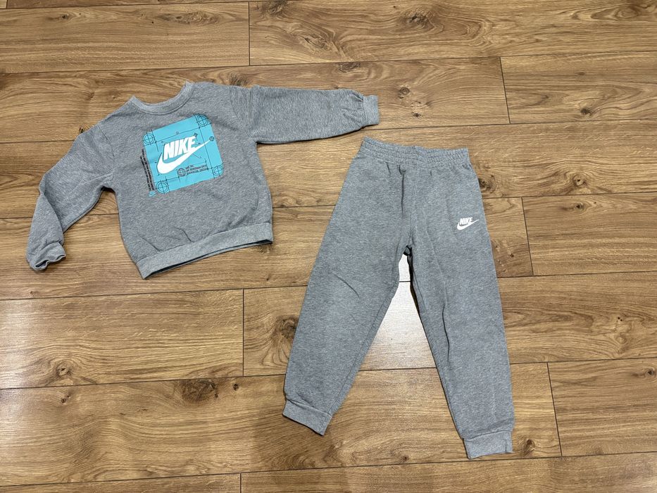 Детски анцузи Nike