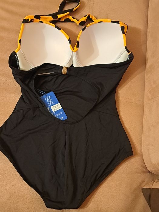 Дамски бански  цял