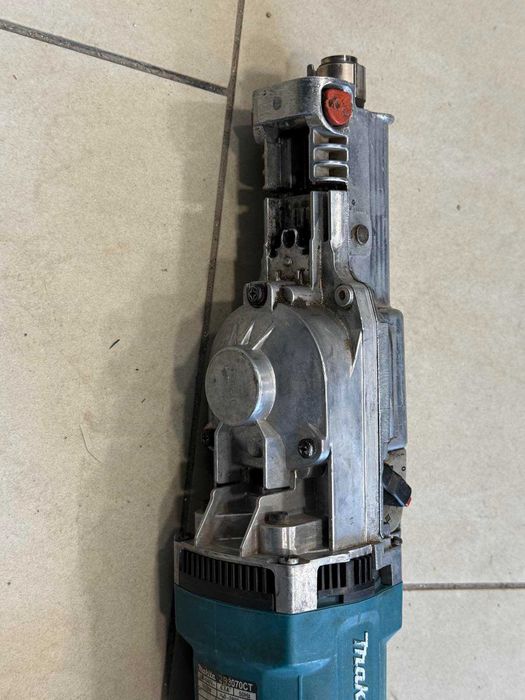 Саблен трион Makita JR3070CT – 1510W