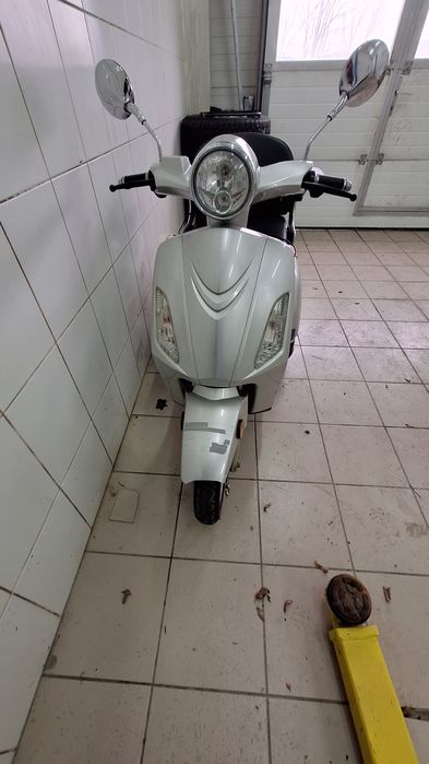 Mini scuter electric