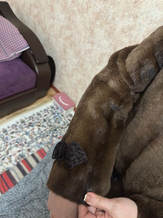 Норковая шуба коричневая