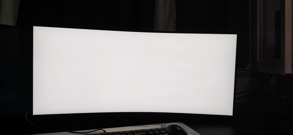 Dell S3422DWG 34" Curbat Gaming — WQHD 3440x1440, 144Hz, VA, FreeSync Premium Pro, HDR400
