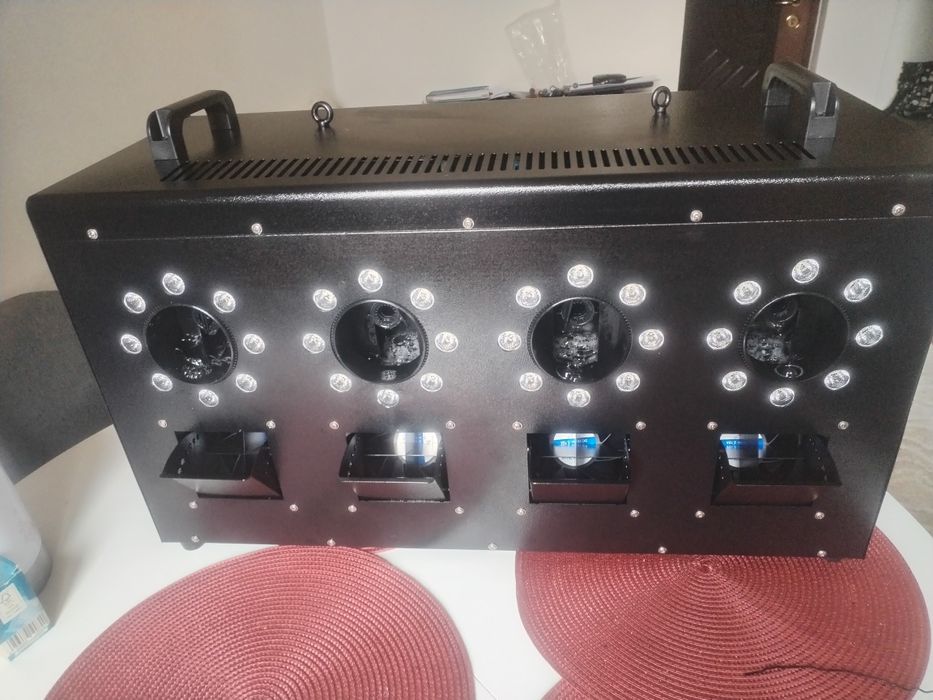 Aparat de făcut baloane cu fum