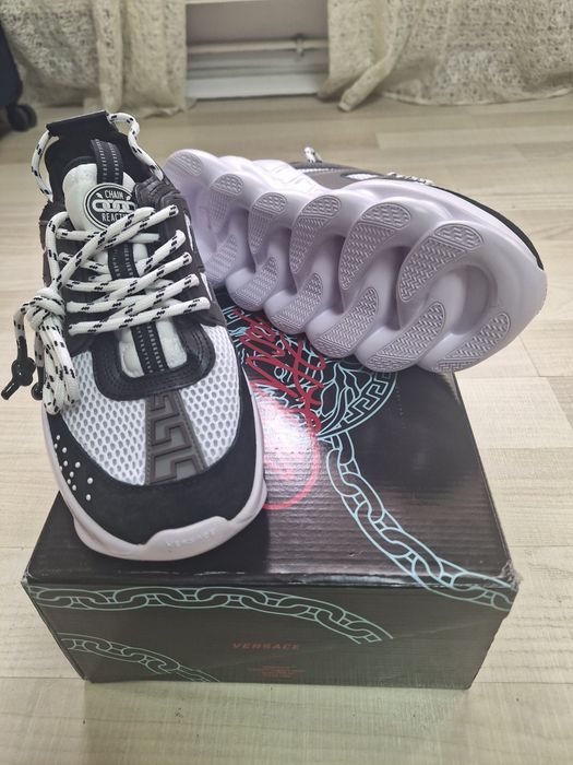 Versace Chain Reaction