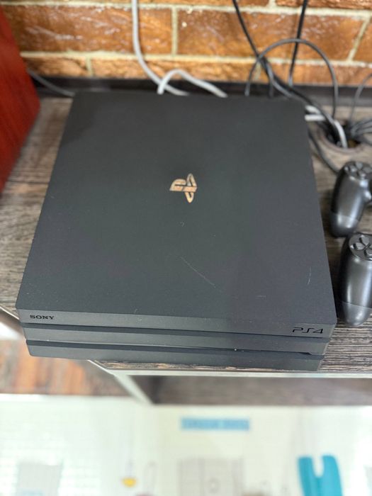Playstation PS4 Pro 1TB HDD [Идеал]