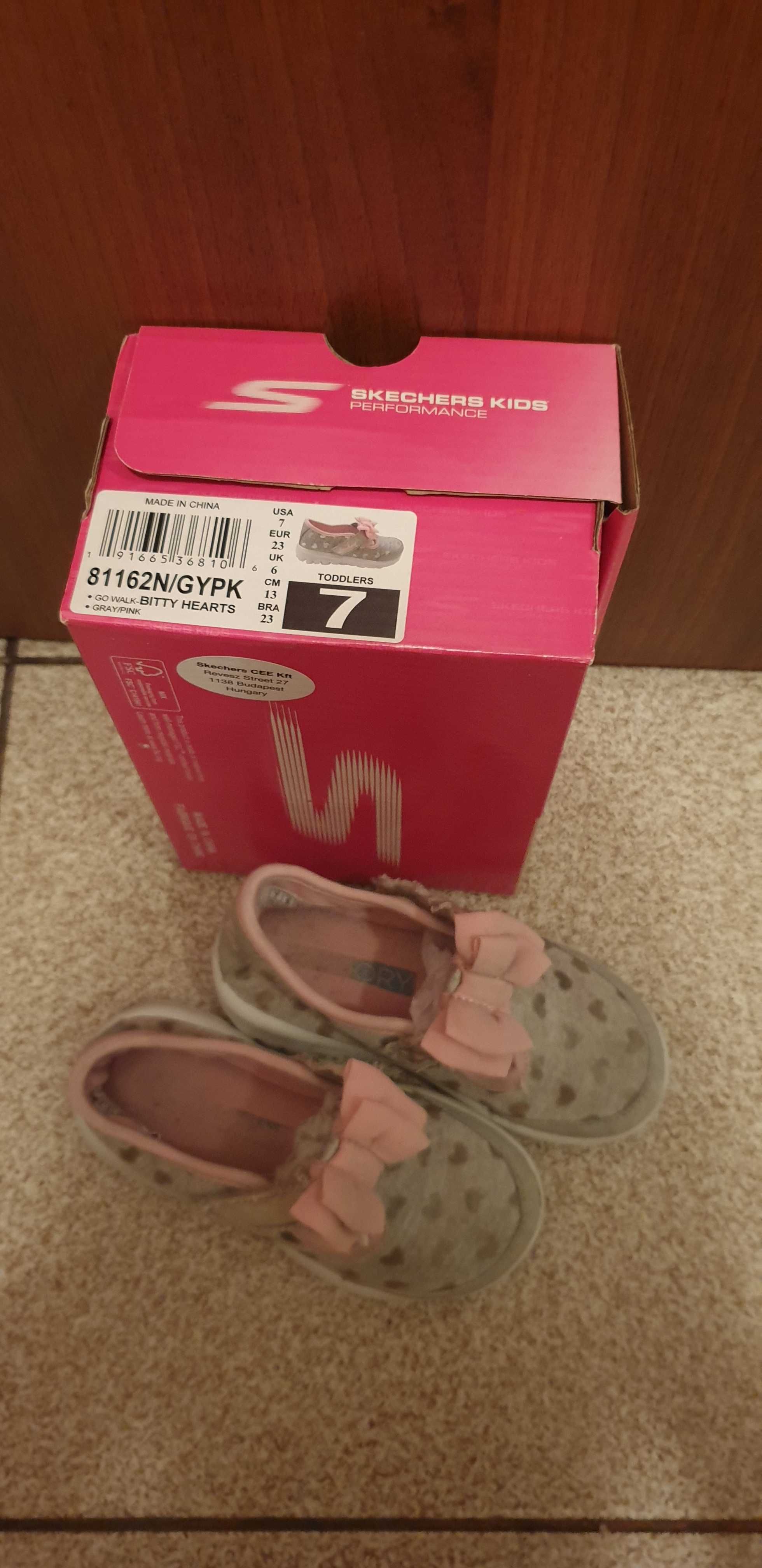 Skechers bitty outlet hearts