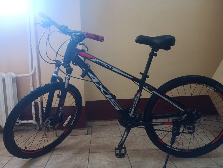 Велосипед Axis не работает тормоза