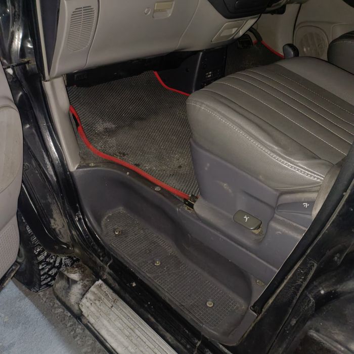 Мицубиси Делика 3 литра бензин