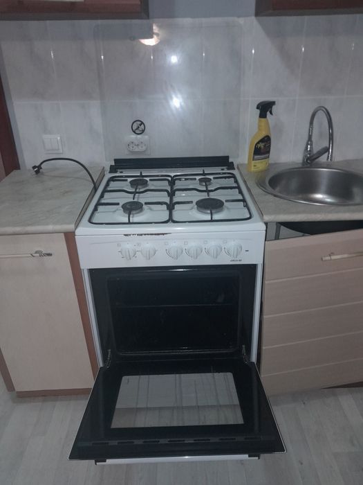Кухонная  плита б/у