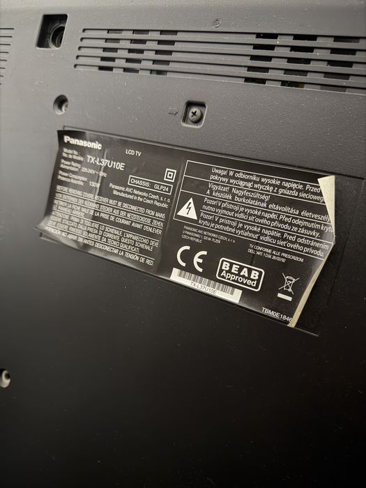 Продавам телевизор Panasonic 37 инча