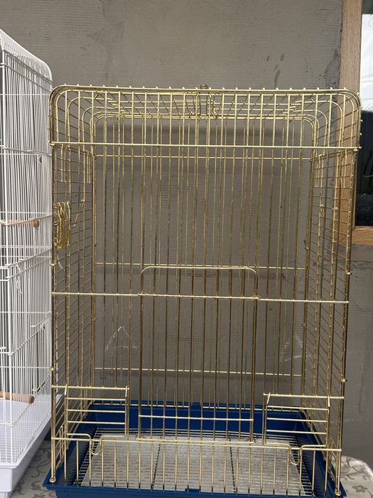 Большая клетка в продаже