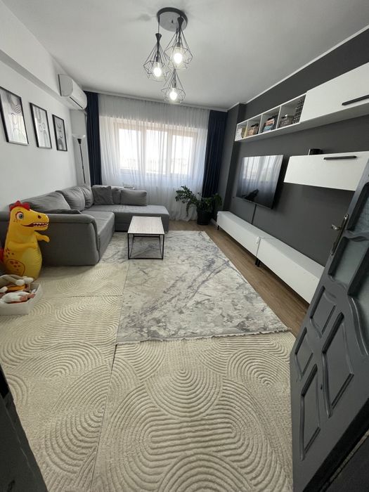 Apartament 3 camere, decomandat