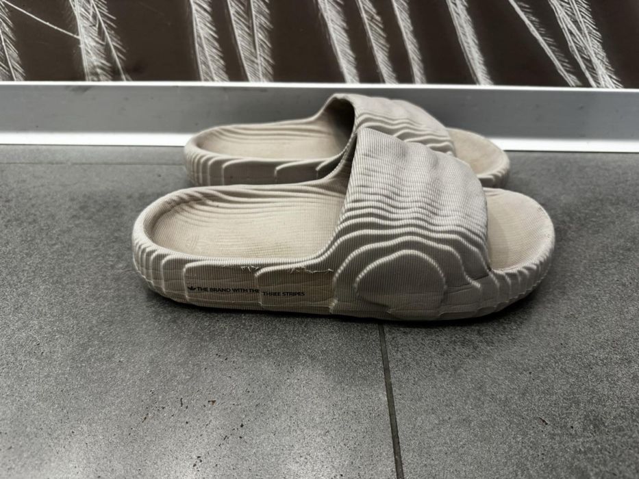 Adidas чехли 39 номер