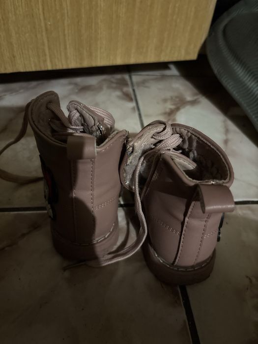 Ghete roz minnie fete