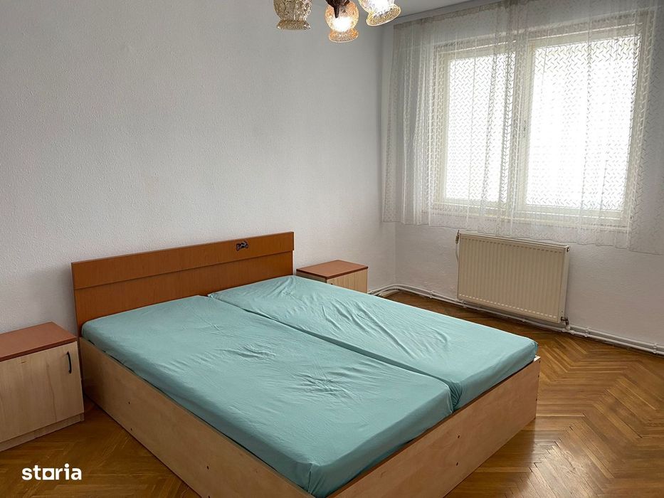 Apartament 4 camere,cu parcare, Calea Victoriei/TURDA
