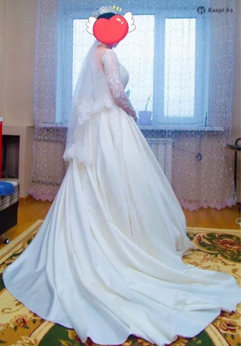 Платье свадебное
