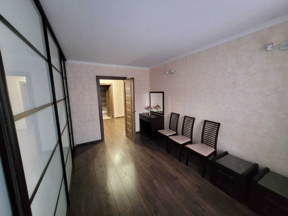 Продам 4 ком квартиру