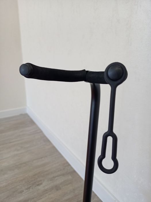 Стойка для гитары/домбры