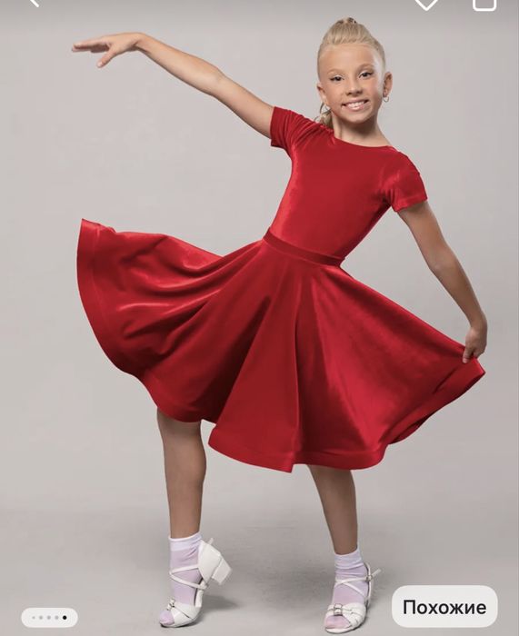 Платье рейтинг 122-128 с туфлями