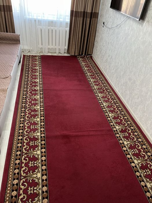 Продам ковровую дорожку
