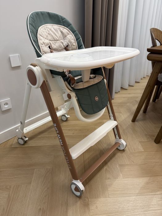 Продам детский столик для кормления до 3 лет