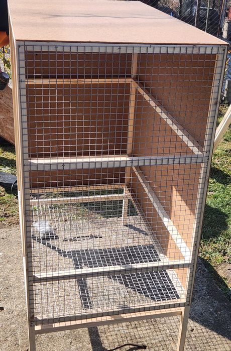 Клетка за гълъби, папагали, канарчета, гугутки