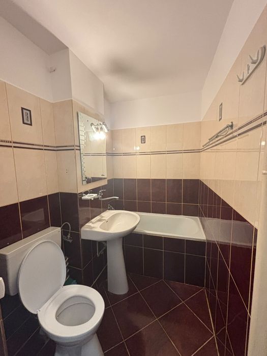 Inchiriez garsoniera in regim hotelier