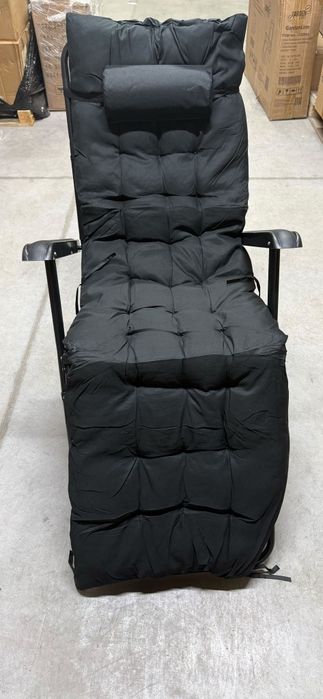 Шезлонг с възглавница 45€