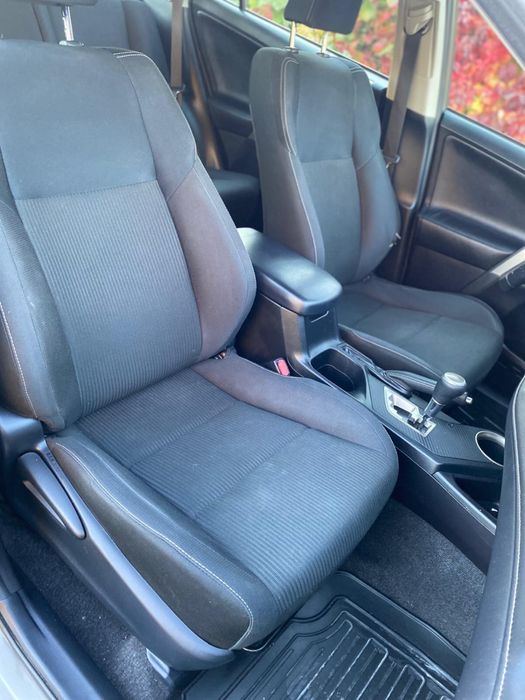 Dezmembrez Toyota Rav 4 2015 2.0i awd cvt