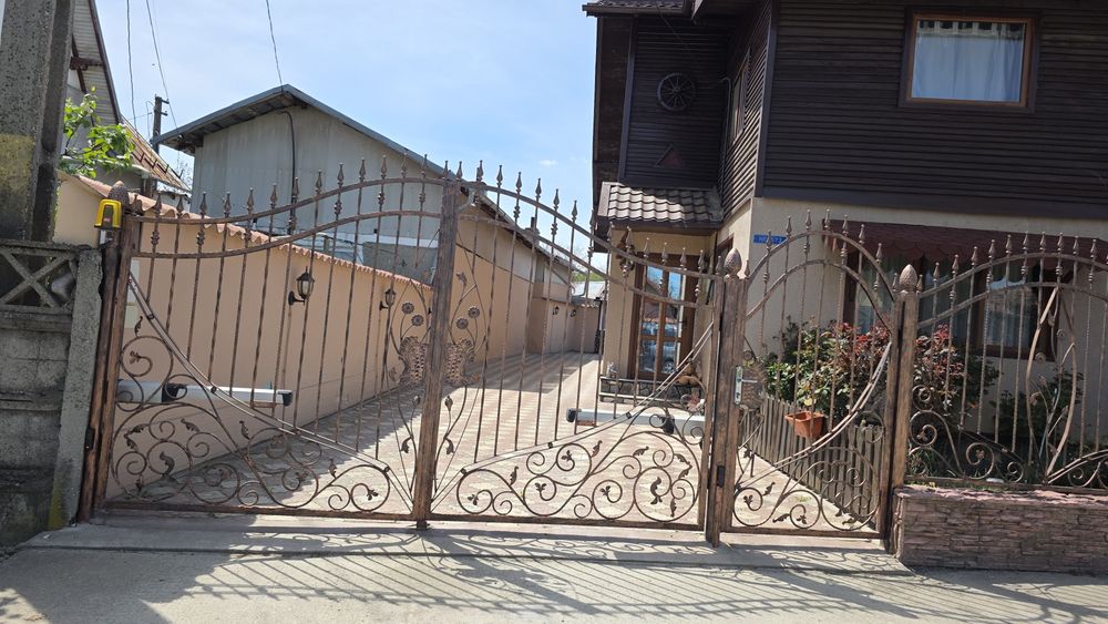 Casa locuibila,  sat Ghirdoveni, la 2 min de Moreni