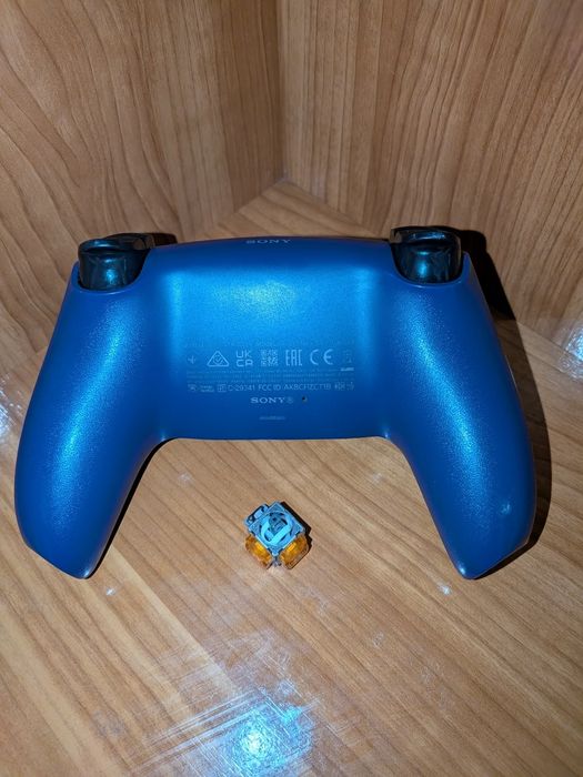 Controller PS5 mov cu analoage TMR Ginfull
stick drif